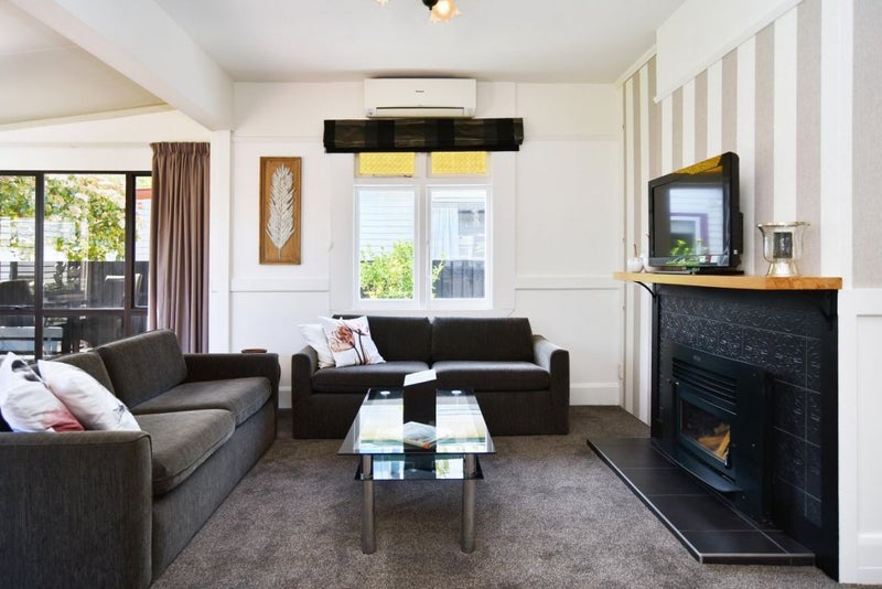 95 Charles Street, Waltham, Christchurch - Carousel 2