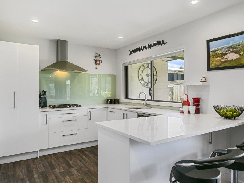 4 Royal Coachman Drive, Nukuhau, Taupo - Carousel 1