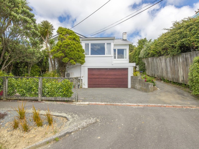 117 Creswick Terrace, Northland, Wellington - Carousel 2