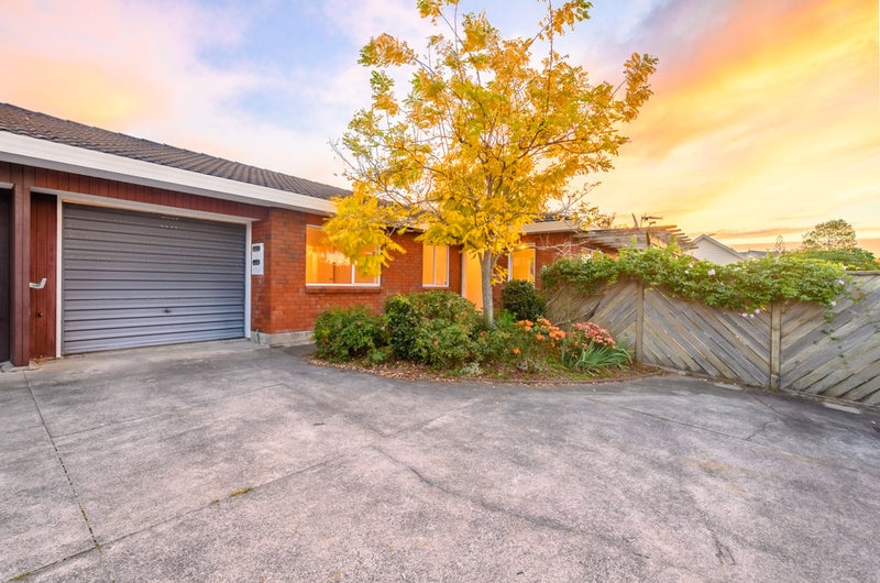 2/99 Aviemore Drive, Highland Park, Auckland - Carousel 1