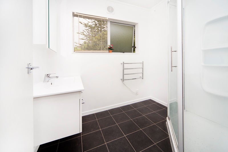 270 Rangatira ROAD, Beach Haven, Auckland - Carousel 14