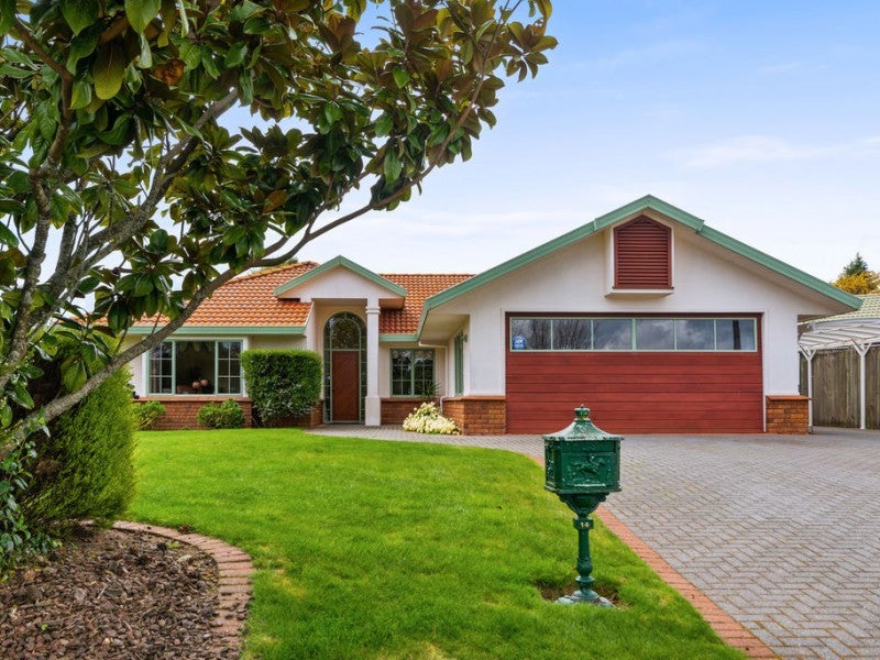 14 Kahurangi Drive, Lynmore, Rotorua - Carousel 1