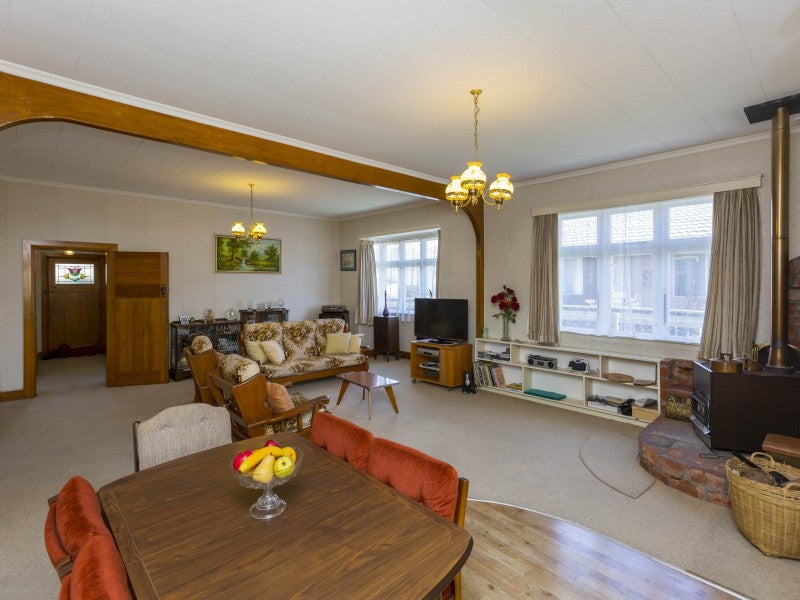 90 Ararino Street, Trentham, Upper Hutt - Carousel 2