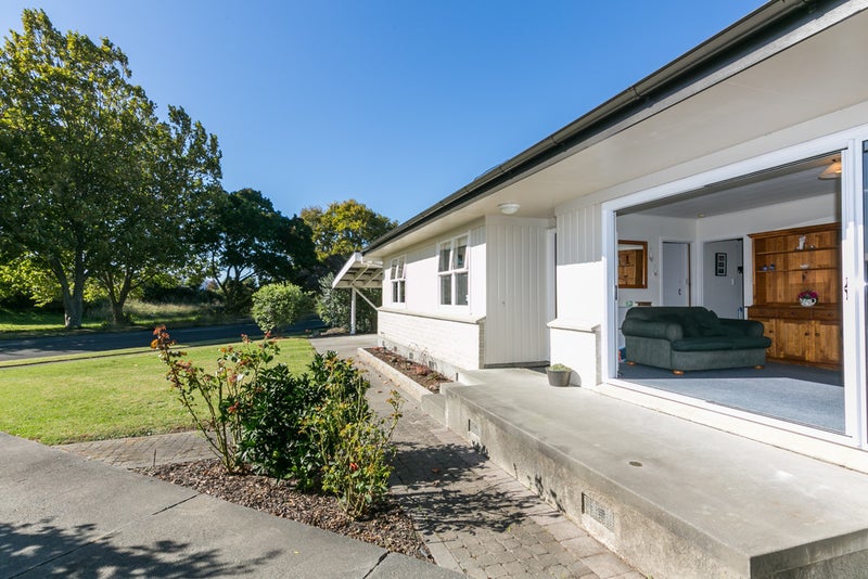 101 Westminster Avenue, Tamatea, Napier - Carousel 1