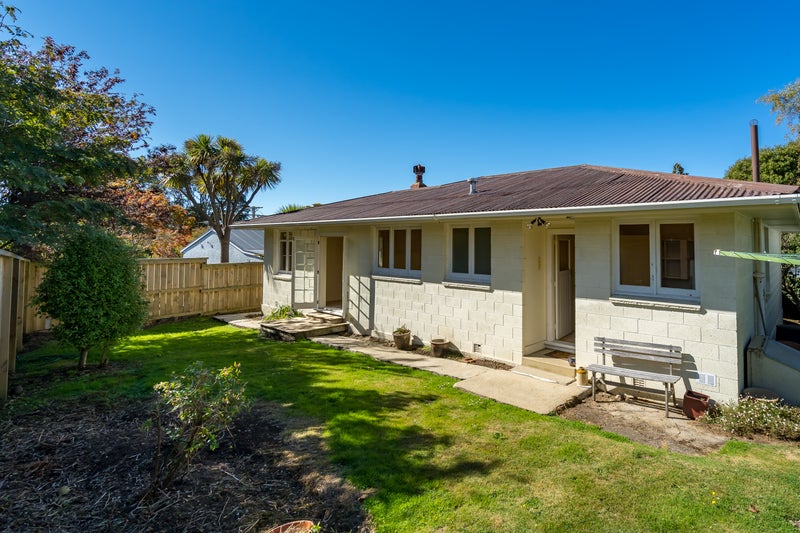 121 Highgate, Roslyn, Dunedin - Carousel 1