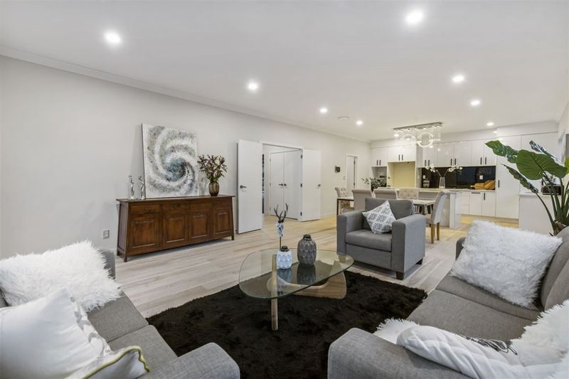 1 Tirohanga Crescent, Stanmore Bay, Whangaparaoa - Carousel 2