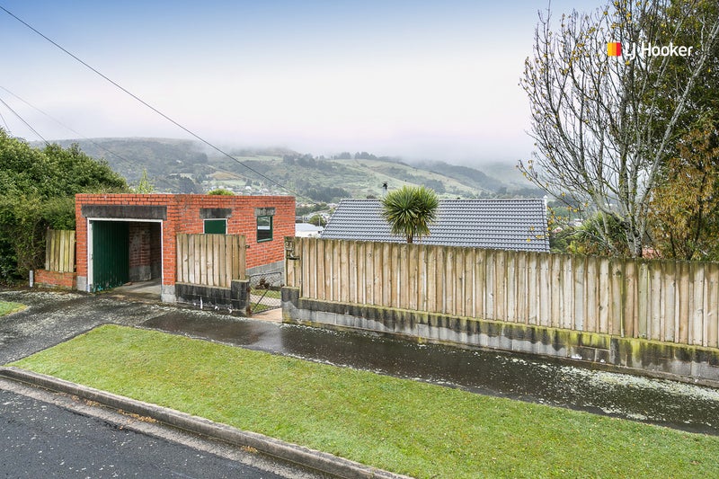 21 Forresbank Avenue, Wakari, Dunedin - Carousel 15