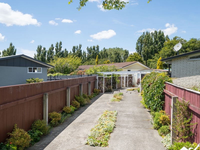 65 Ruamahanga Crescent, Terrace End, Palmerston North - Carousel 23
