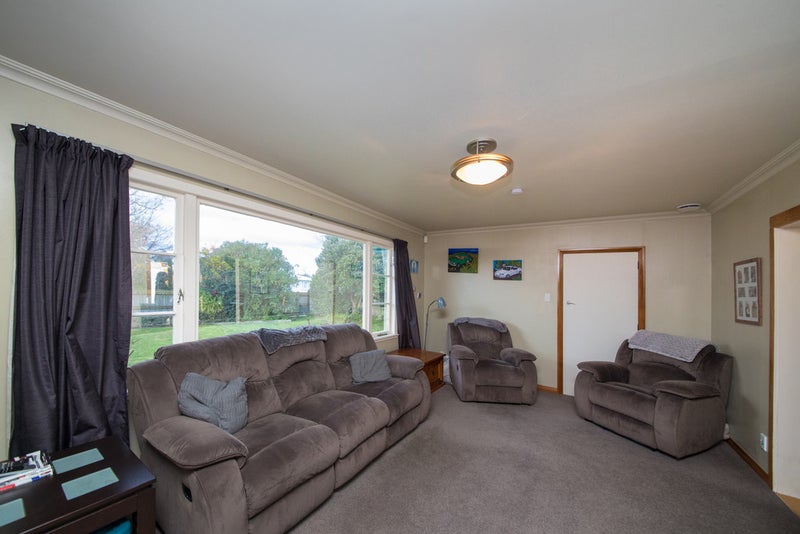 22 Richmond Avenue, Takaro, Palmerston North - Carousel 2