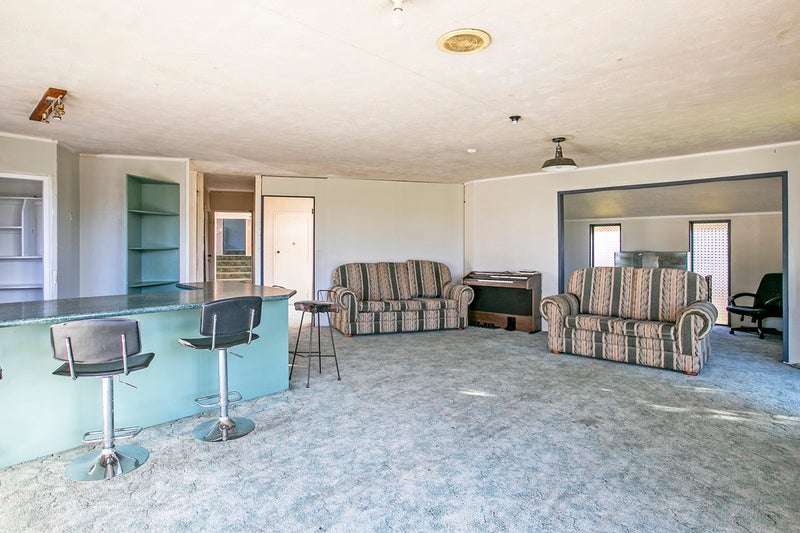 135 Pembroke Street, Carterton - Carousel 2