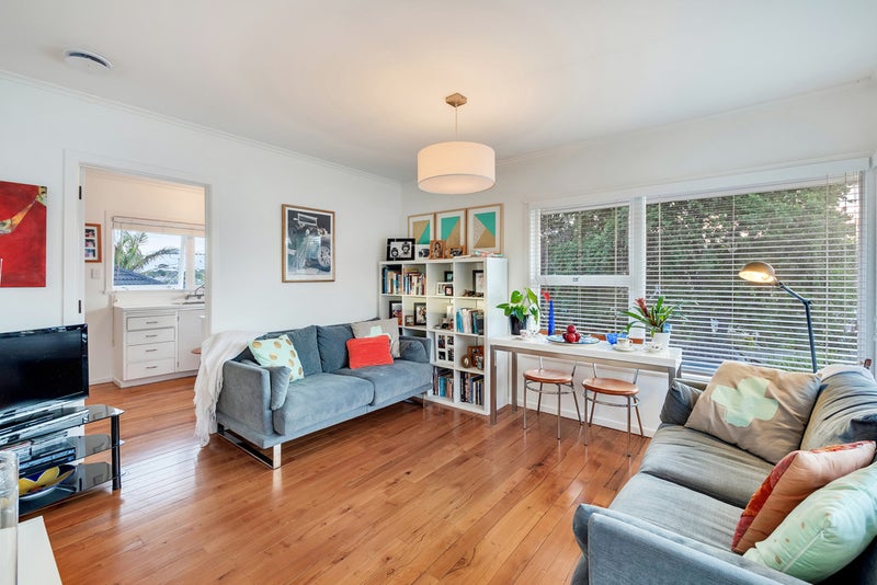 3/5 Sudan Avenue, Milford, Auckland - Carousel 1