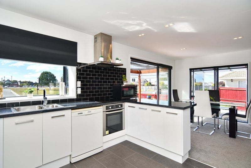 305 Sawyers Arms Road, Bishopdale, Christchurch - Carousel 2