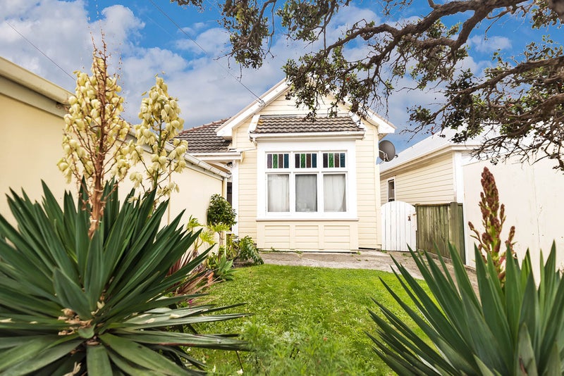 12 Te Whiti Street, Kilbirnie, Wellington - Carousel 16