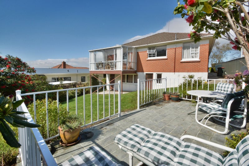 10 Derwent Street, Helensburgh, Dunedin - Carousel 1