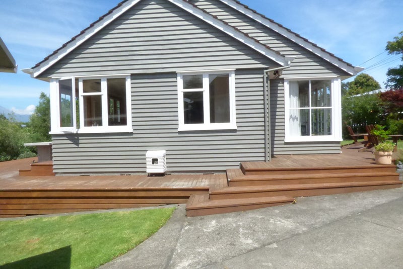16 Elm Grove, Westown, New Plymouth - Carousel 2