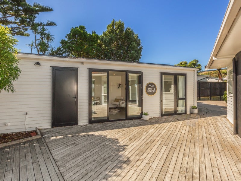30 Sea Vista Drive, Pukerua Bay, Porirua - Carousel 2