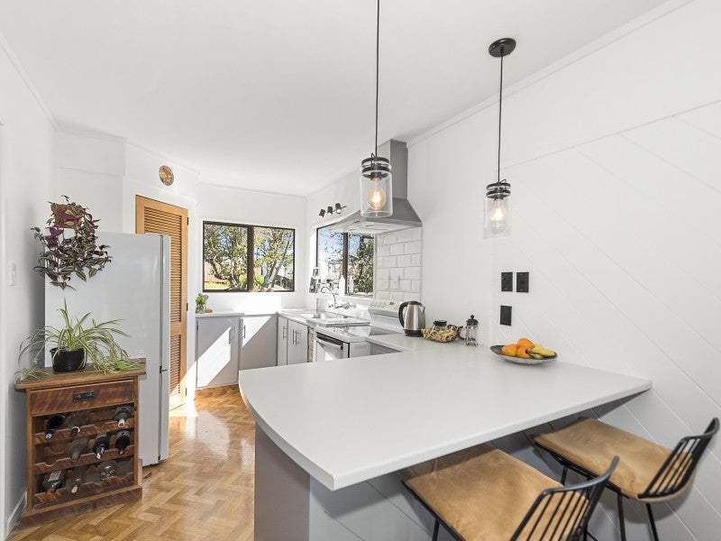 9A Baverstock Road, Nawton, Hamilton - Carousel 1