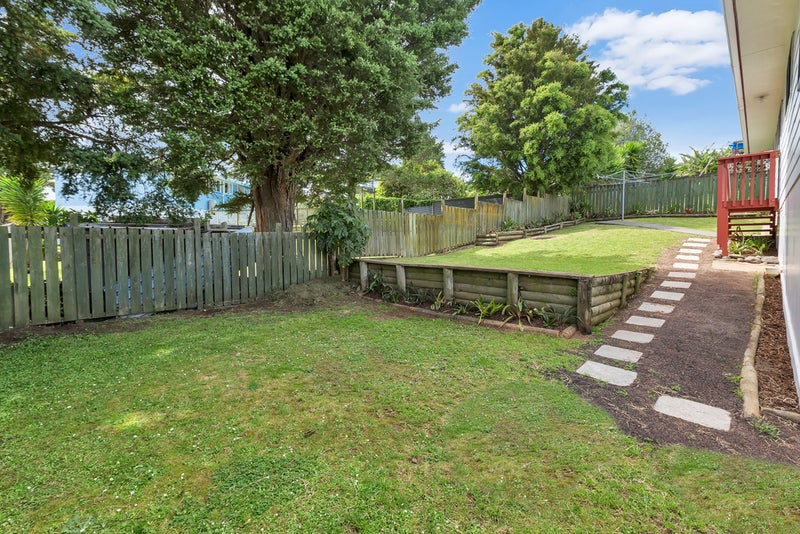 10B Logan Place, Te Kamo, Whangarei - Carousel 21