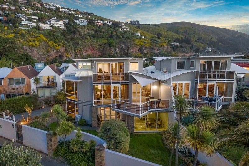 1/136 Esplanade, Sumner, Christchurch - Carousel 1