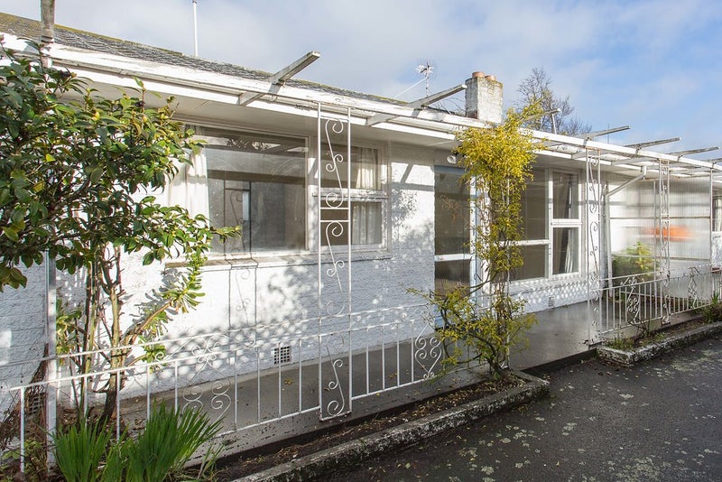 2/39 Naseby Street, Merivale, Christchurch - Carousel 1