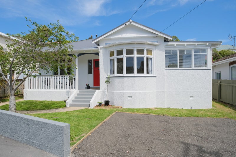 14 Cranston Street, Andersons Bay, Dunedin - Carousel 1
