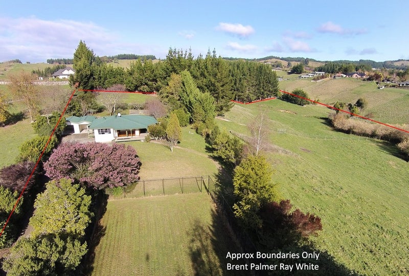 233 Redwood Valley Road, Redwood Valley, Richmond - Carousel 1