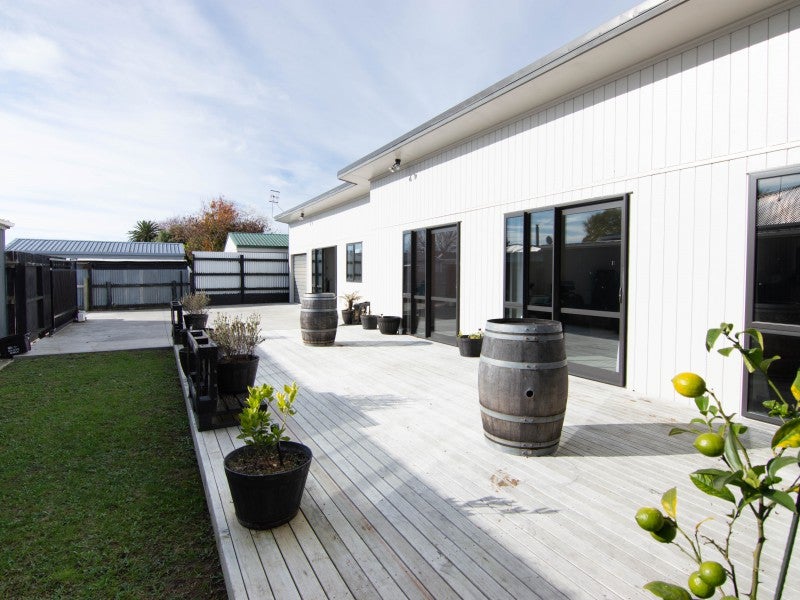172A Tremaine Avenue, Westbrook, Palmerston North - Carousel 1