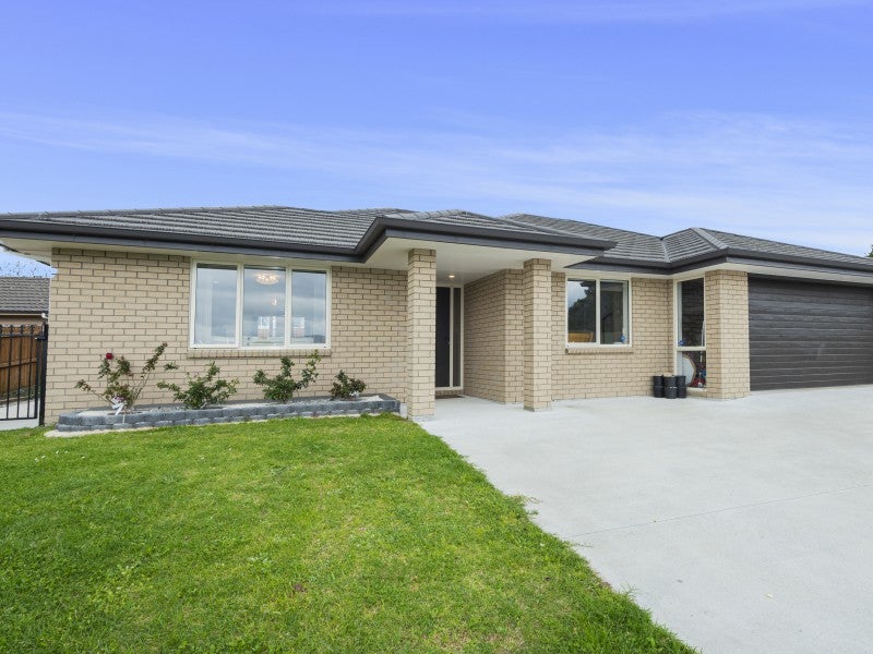 8 Briden Drive, Tikipunga, Whangarei - Carousel 1