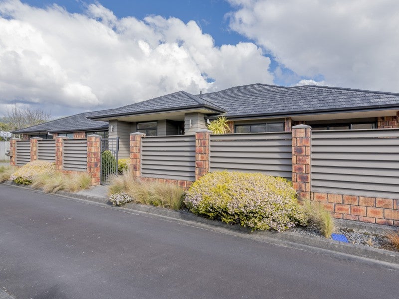 14 Hulme Way, Raumati Beach, Paraparaumu - Carousel 2