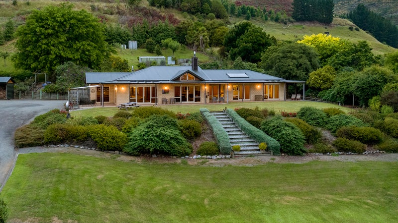 545 Hill Street South, Hope, Richmond - Carousel 1