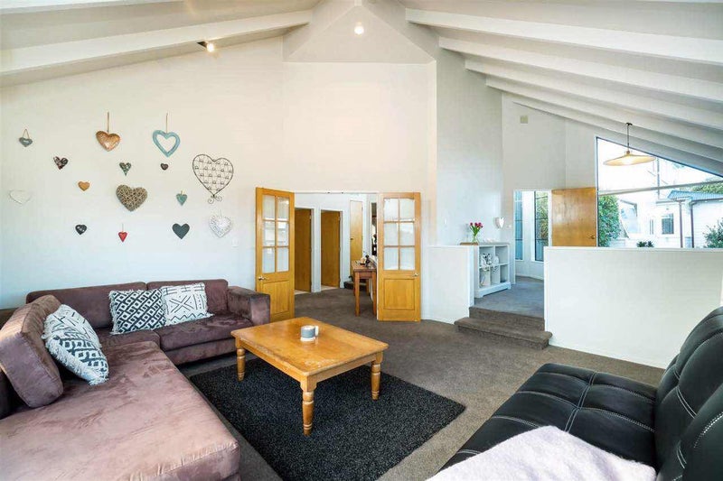 2/41 Seaview Avenue, Northcote, Auckland - Carousel 2
