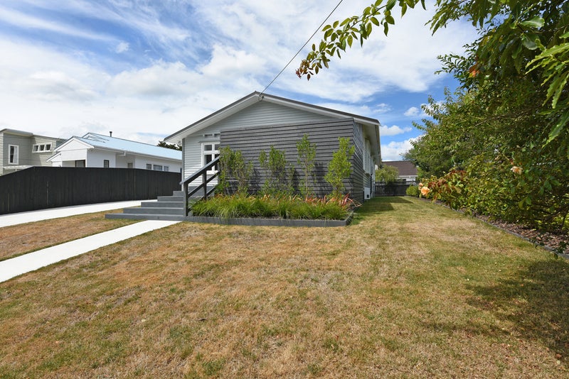 1/10 Victoria Street, Alicetown, Lower Hutt - Carousel 20