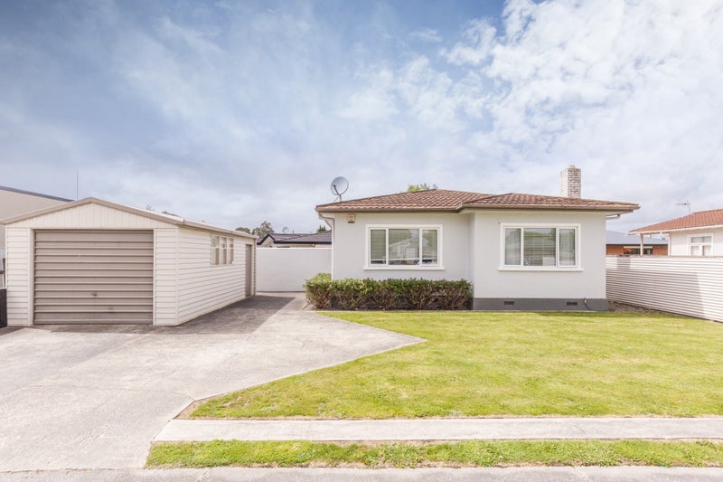14 McGregor Street, Milson, Palmerston North - Carousel 1