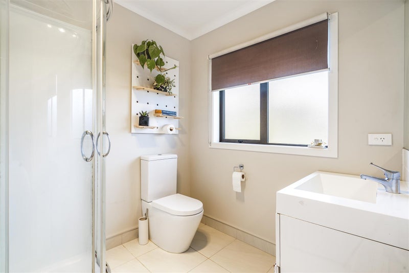 8 Southbrook Close, Glenview, Hamilton - Carousel 17