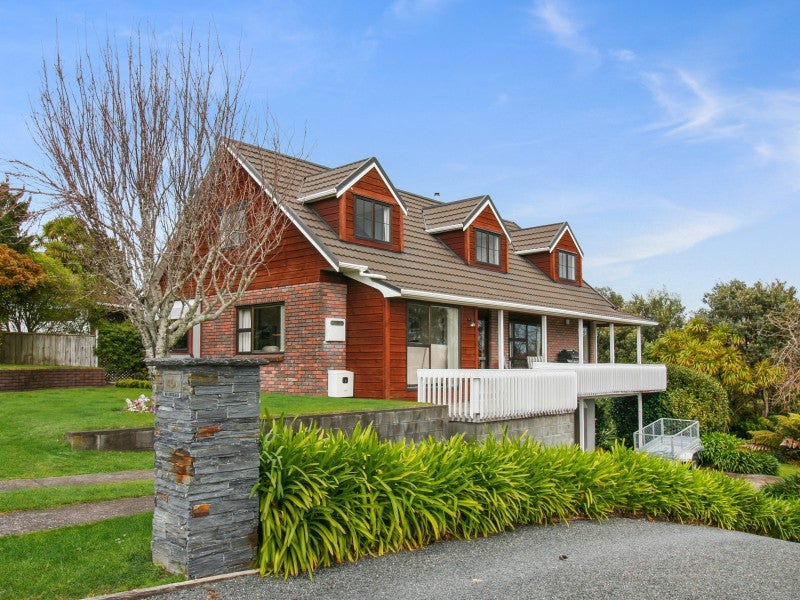 45 Karina Road, Merrilands, New Plymouth - Carousel 2
