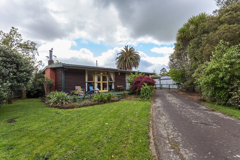 37 Maxwells Line, Awapuni, Palmerston North - Carousel 1