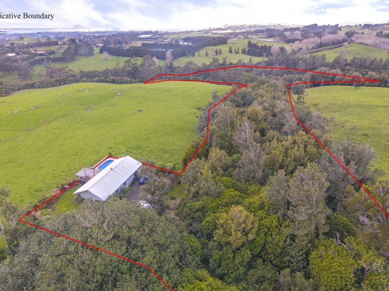 695D Esdaile Road, Whakamarama - Carousel 20