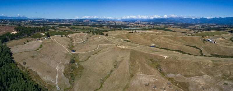 232 Tasman View Road, Upper Moutere, MOTUEKA - Carousel 21