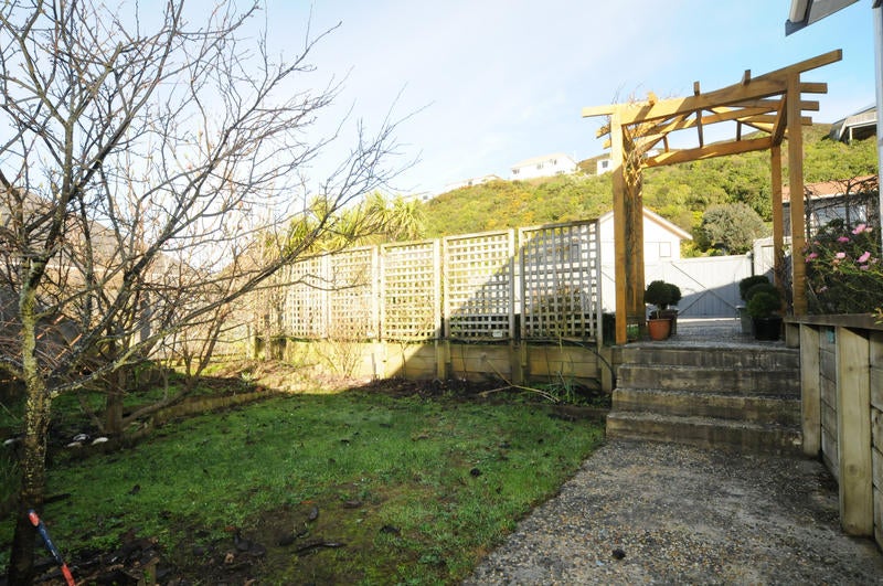 32 Nalanda Crescent, Broadmeadows, Wellington - Carousel 23