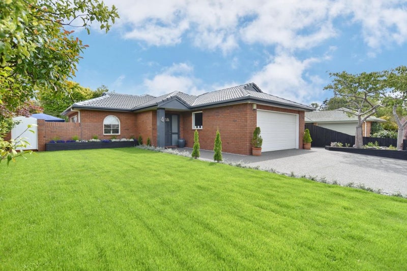 4 Rue de la Mare, Parklands, Christchurch - Carousel 2
