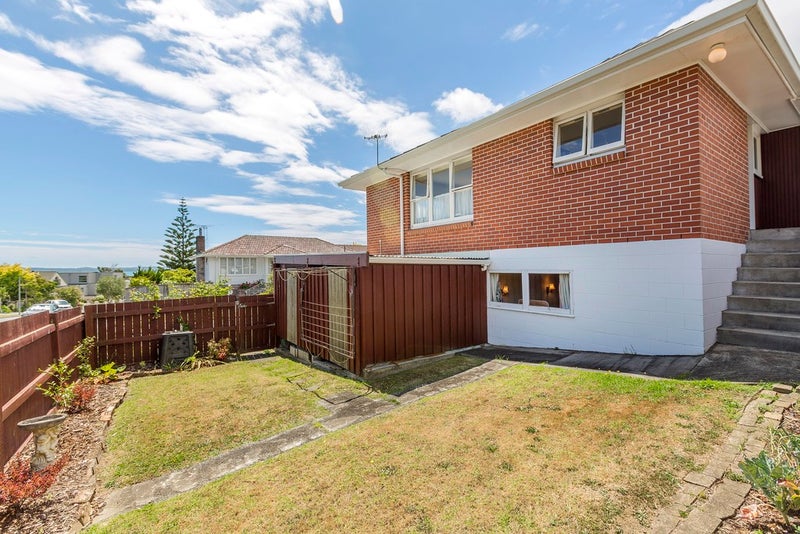 1/1 Godfrey Place, Kohimarama, Auckland - Carousel 19