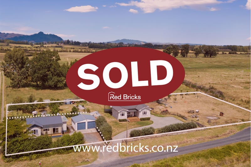 151 Hooper Road, Eureka - Carousel 1