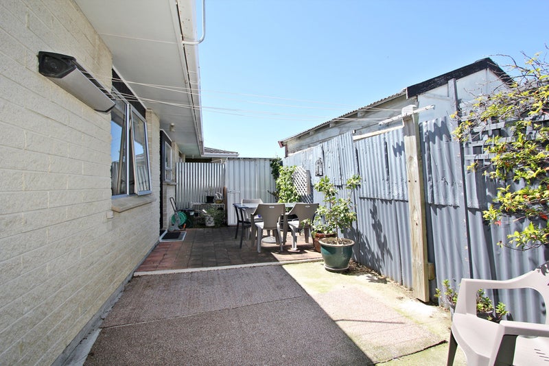 2/108 Nelson Crescent , Napier South, Napier  - Carousel 14