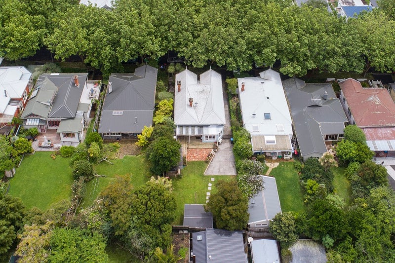 27 Hakanoa Street, Grey Lynn, Auckland - Carousel 15