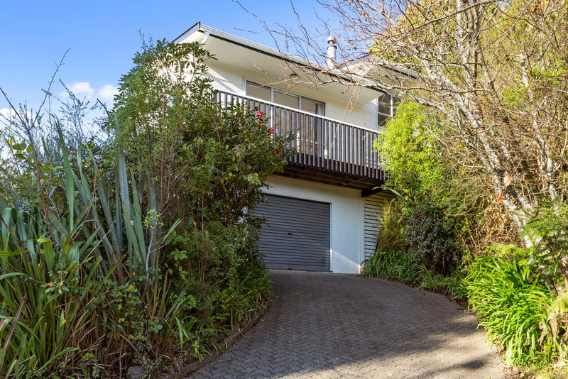 13 Takanini Grove, Stokes Valley, Lower Hutt - Carousel 1