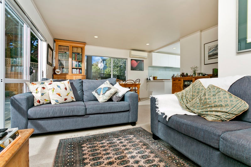 4/193 Eskdale Road, Birkenhead, Auckland - Carousel 2