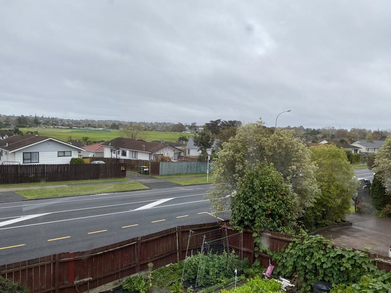 158 Aviemore Drive, Highland Park, Auckland - Carousel 12