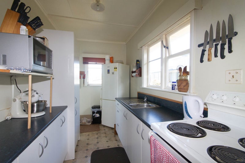 53 Gonville Avenue, Gonville, Whanganui - Carousel 2