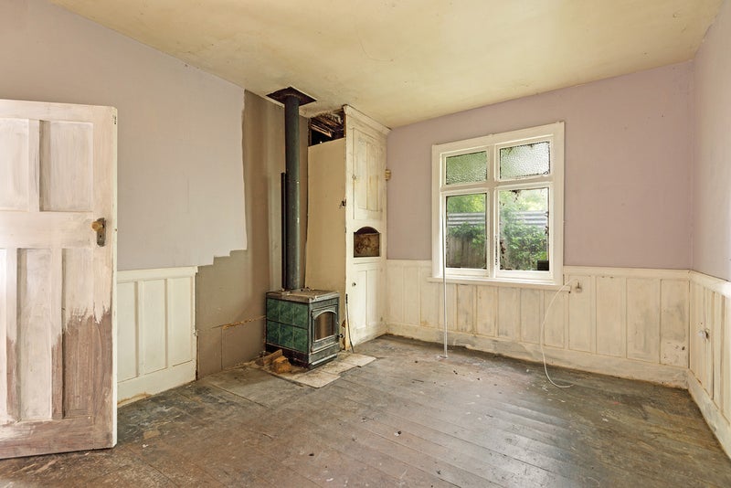 7 Frederick Street, Waltham, Christchurch - Carousel 2