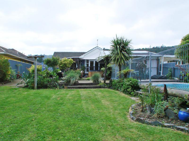 246 Stokes Valley Road, Stokes Valley, Lower Hutt - Carousel 2
